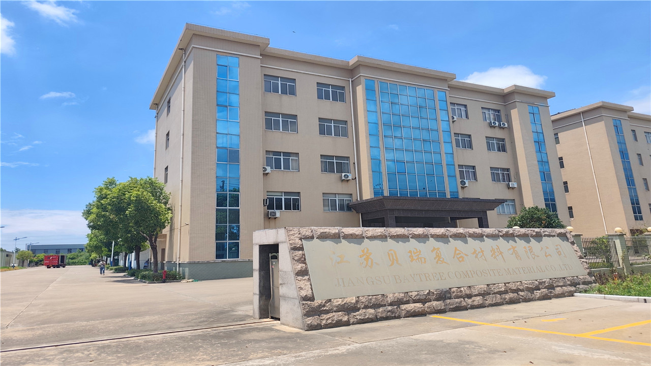 专注PVC/PVDC, PVC/PE, PVC/PVDC/PE, PVC/EVOH/PE等复合硬片